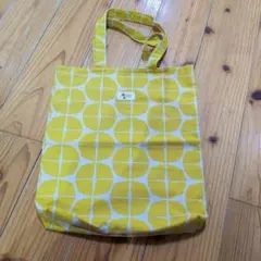 幾何学模様のトートバッグ