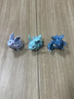 モンコレ ニドラン♀ ニドリーナ ニドクイン ポケモン TOMY