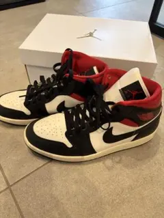 Air Jordan ハイカットスニーカー ホワイト/ブラック/レッド