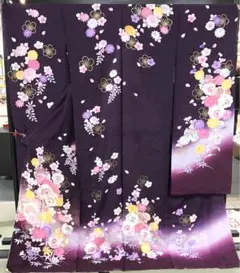 ☆新品未使用☆女性用振袖　正絹　未仕立て　黒系ラメ入り蝶模様　リメイク　振袖 楽天市場】【成人式 振袖 レンタル】RS664 正絹 ブルー ラメ入り