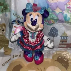 【ぬいぐるみバッジ】ディズニー パルパルーザ ミニーのファンダーランド ミニー