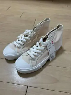 廃番品　ユニクロ　ベージュ ハイカット スニーカーのサムネイル