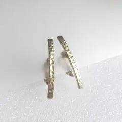 イヤリング　バー型デザイン　耳飾り
