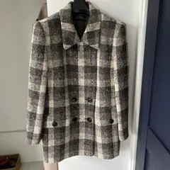 レリアンのジャケットコートです。11号です。