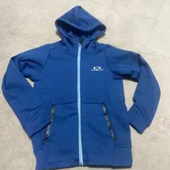 オークリー スウェットパーカー 130裏起毛　新品タグ付き　キッズ