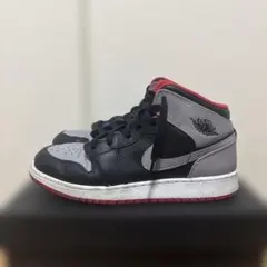 エアジョーダン1 ミッド ハイカット スニーカー ブラック/グレー/レッド