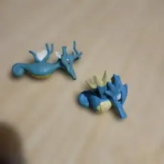 立体ポケモン図鑑　　 シードラ　キングドラフィギュア