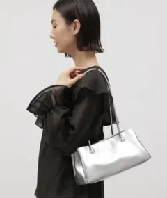 LAKOLE【ラコレ】ロングハンドルヨコトートバッグ　シルバー