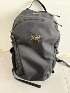 アークテリクス 廃盤 モデル mantis 26 マンティス グレー アークテリクス マンティス 26 26L (登山用リュック・ザック