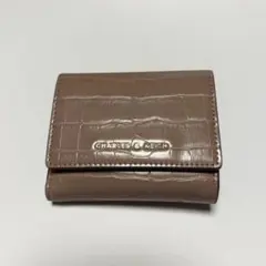 CHARLES & KEITH（チャールズアンドキース） 三つ折り財布