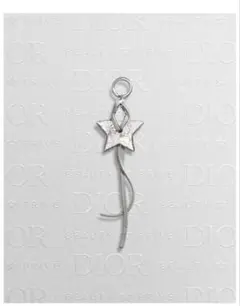 Dior ノベルティ 星型チャーム ディオール