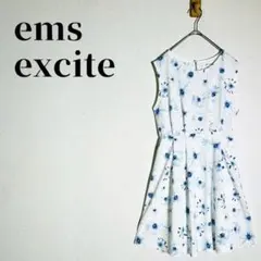 エムズエキサイト　花柄　フレアワンピース　ノースリーブ　膝丈　ブルー系　サイズMのサムネイル