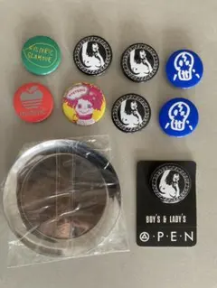 お値下げ！HYSTERIC GLAMOUR缶バッジセット&トレーのサムネイル