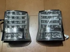 トミカ 日産 ティーダ【クリスタルライラック】 - メルカリ