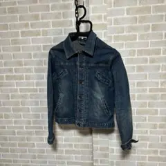 Item thumbnail for item 238c7a31-502f-4c02-b1b0-3d8bf4920061