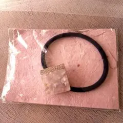 チャーム付きヘアゴム