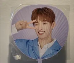 2026年最新】seventeen うちわ ドギョムの人気アイテム - メルカリ
