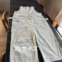 オフホワイト ボタン付きサロペット　XLサイズ
