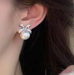 シルバーリボン フェイクパール ピアス 新品未使用