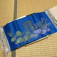 刺繍テーブルセンター創価大学本部棟落成記念 桐の箱入り