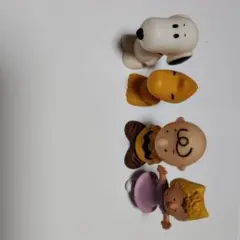 スヌーピー ピーナッツ ミニフィギュア 4体セット