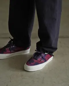 VANS PREMIUM AUTHENTIC 25.0 ペルシャジュータンのサムネイル