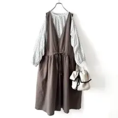美品 ソウルベリー Lサイズ 農夫さんのエプロンワンピ フレア ゆったり モカ
