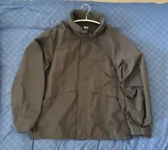 ウィンドプルーフスタンドブルゾン　UNIQLO