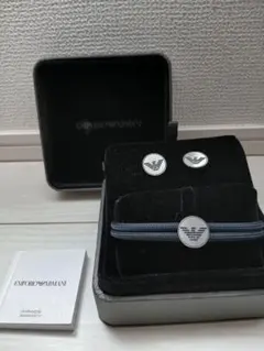 新品未使用　EMPORIOARMANI　カフリンクス　ブレスレットセットのサムネイル