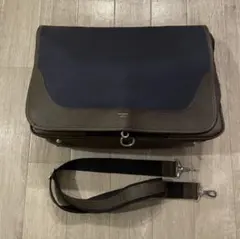 Item thumbnail for item 29ac25ed-97c9-4e7d-984c-b417036772f0