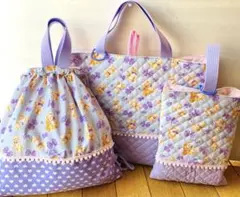 レッスンバッグ 、上履き袋 、体操着袋 ハンドメイド女の子