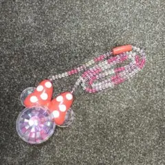 動作確認済み　美品　ディズニー　ミニー　光る　おもちゃ　ペンダント　ネックレス