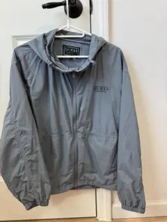 GUESS 薄手　ナイロンのサムネイル
