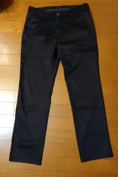 DESCENTE　ブラック スリムフィット ゴルフパンツ　ウエスト　79センチ