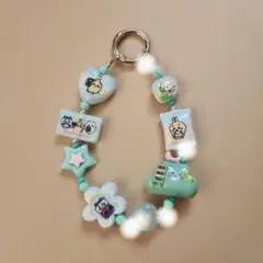 ミントグリーンの　ちいかわ風　キャラクターストラップ