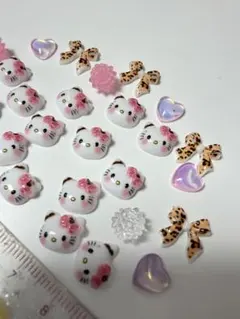 ハローキティ ネイルパーツ30個セット ⑯