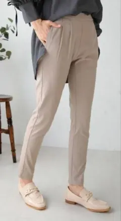 HAKIYASEパンツ　ブージュルードのサムネイル