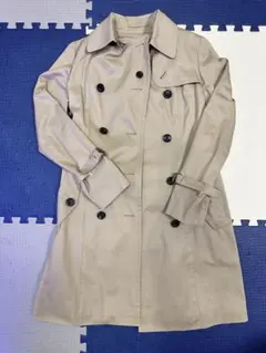 美品　バーバリーブルーレーベル　トレンチコート　ノバチェック Aライン　　40