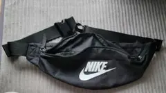 Nike ボディバッグ・ウエストポーチ