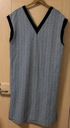 Item thumbnail for item 07349582-4403-4749-bc6b-8746dbb473d8