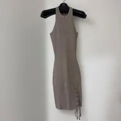 GUESS ノースリーブミニワンピース ベージュ