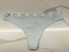 Calvin Klein Tバック Mサイズ ライトブルー