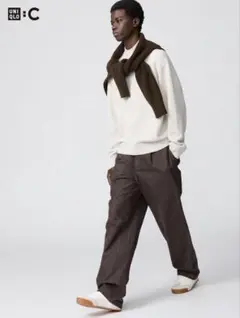 タックストレートパンツ