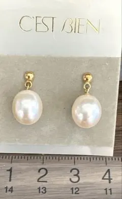 18. 18K Pearl Drop ピアス