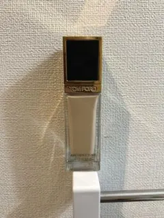 TOM FORD アーキテクチャーラディアンスハイドレーティングファンデーションのサムネイル