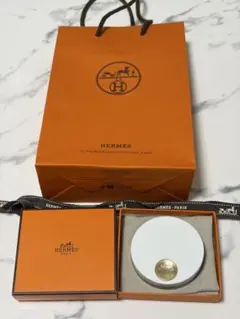 新品❗️エルメス フェイスパウダー プードル エクラ マット (+