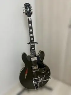 Item thumbnail for item e08ccb9f-89e2-4e66-8be2-4628e93660a8