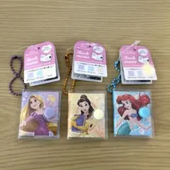 セリア　ディズニープリンセス　ミニブックメモキーホルダー