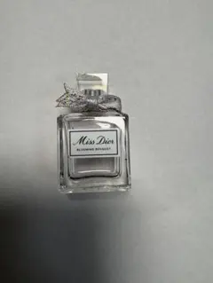 Miss Dior Blooming Bouquet ミニボトルのサムネイル