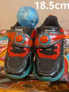 仮面ライダー　ゼッツ　スニーカー　ホーキンス